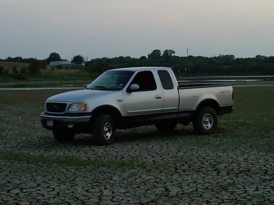 My 2000 Ford F-150 with the 5.4L gas engine (gone now, picture taken 2010).