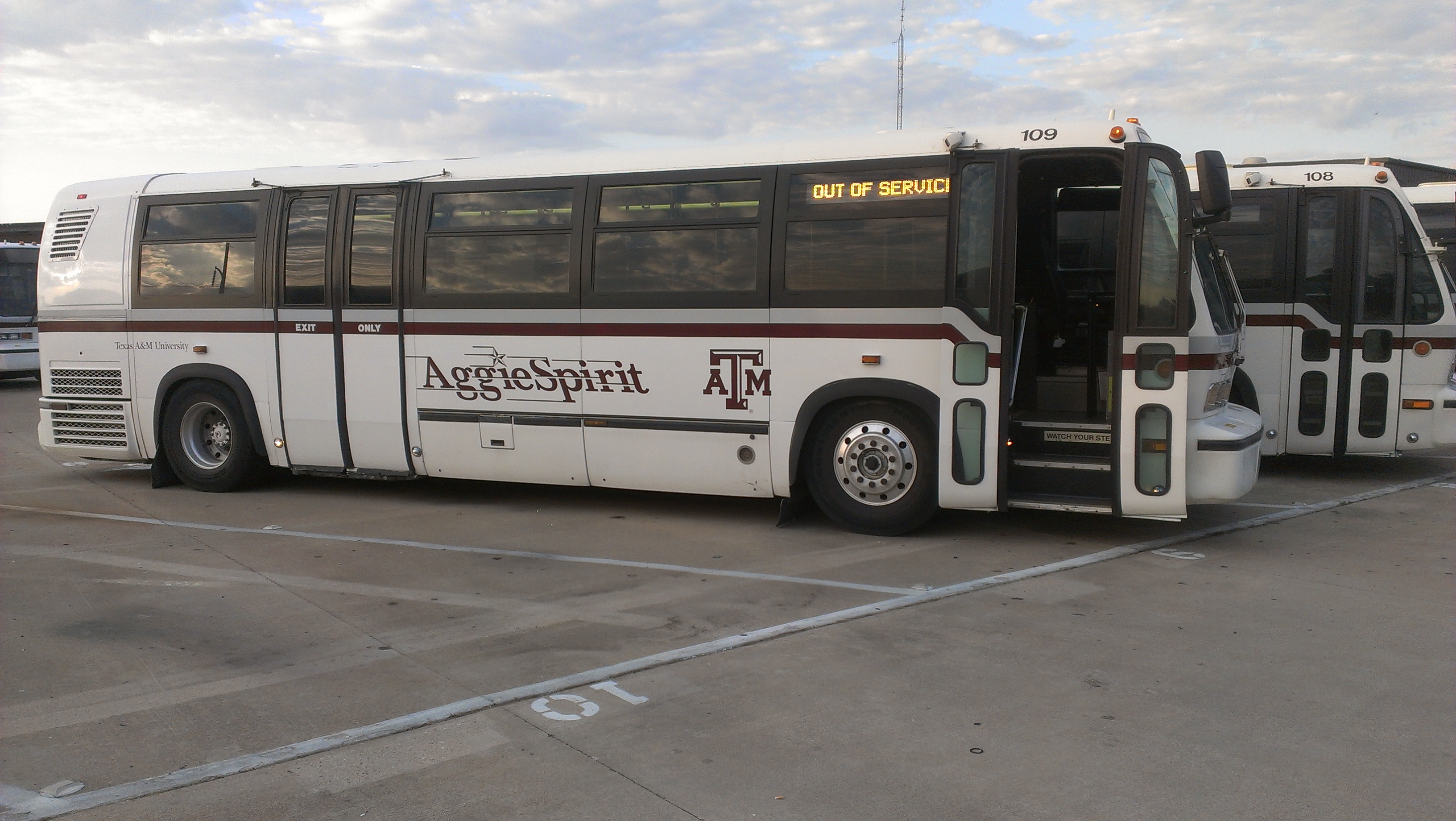 Texas A&M AggieSpirit bus 109, taken in 2012 before my shift.